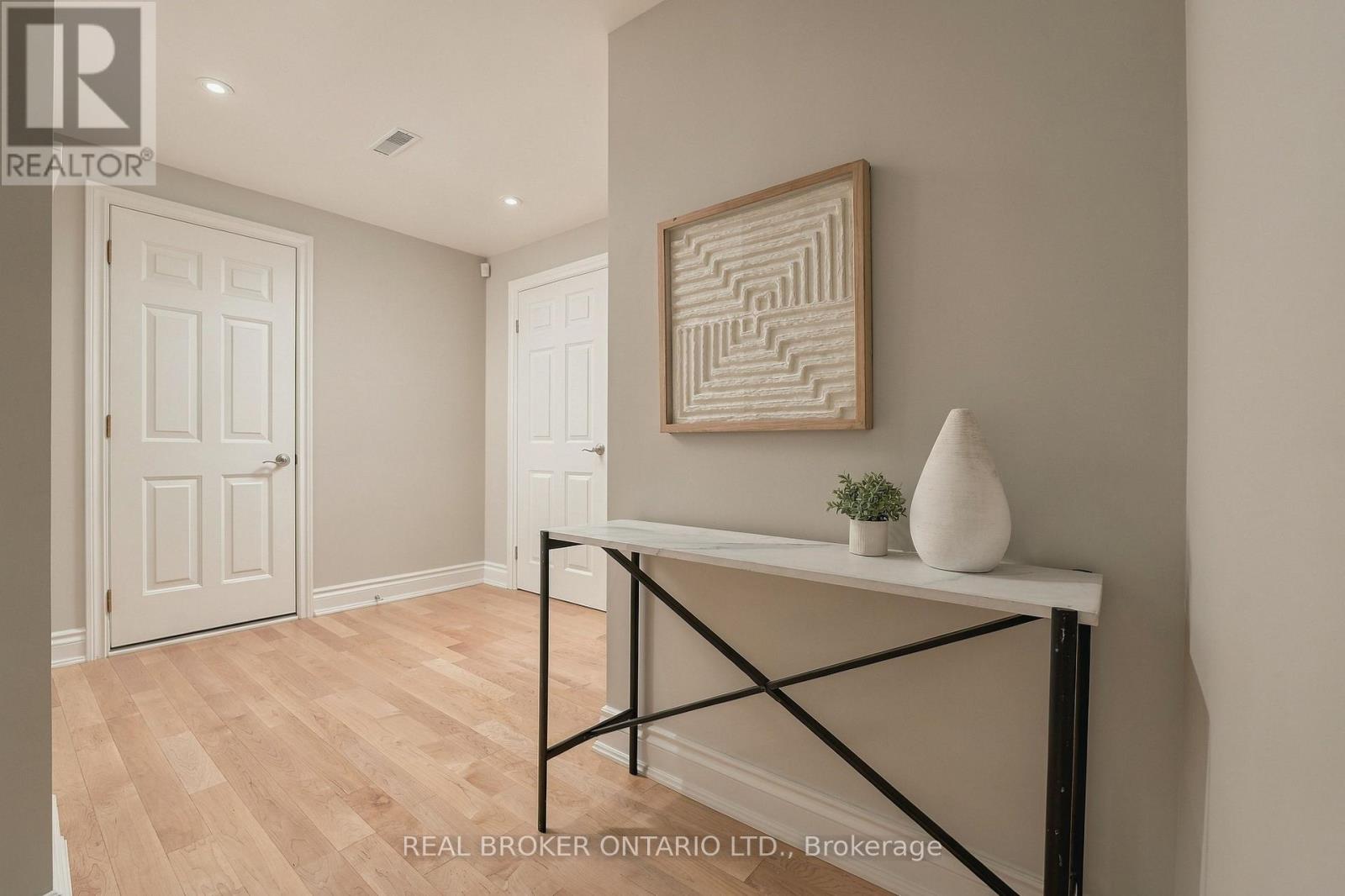 551 Kastelic Place, Burlington, Ontario  L7N 3S3 - Photo 29 - W13831010