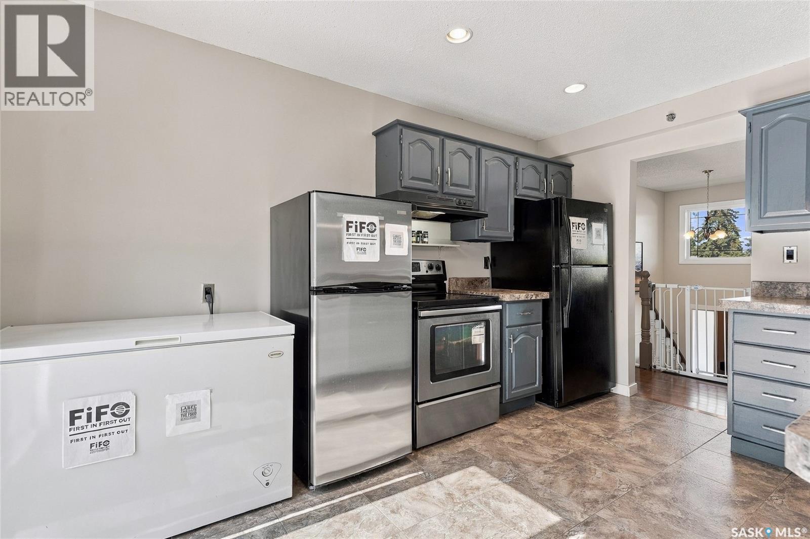 1006 Whitewood Crescent, Saskatoon, Saskatchewan  S7J 4L1 - Photo 11 - SK048872