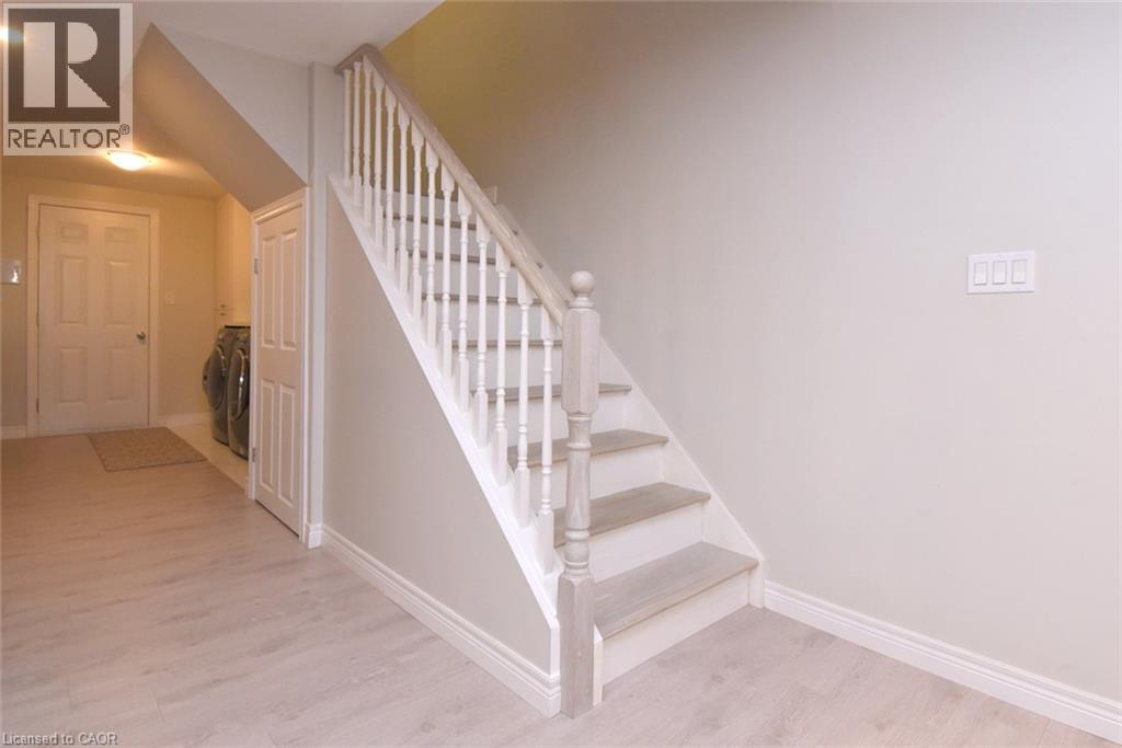 25 Guest Street, Hamilton, Ontario  L9K 0G2 - Photo 36 - 40864982