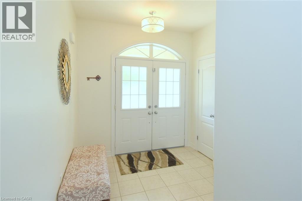 25 Guest Street, Hamilton, Ontario  L9K 0G2 - Photo 6 - 40864982
