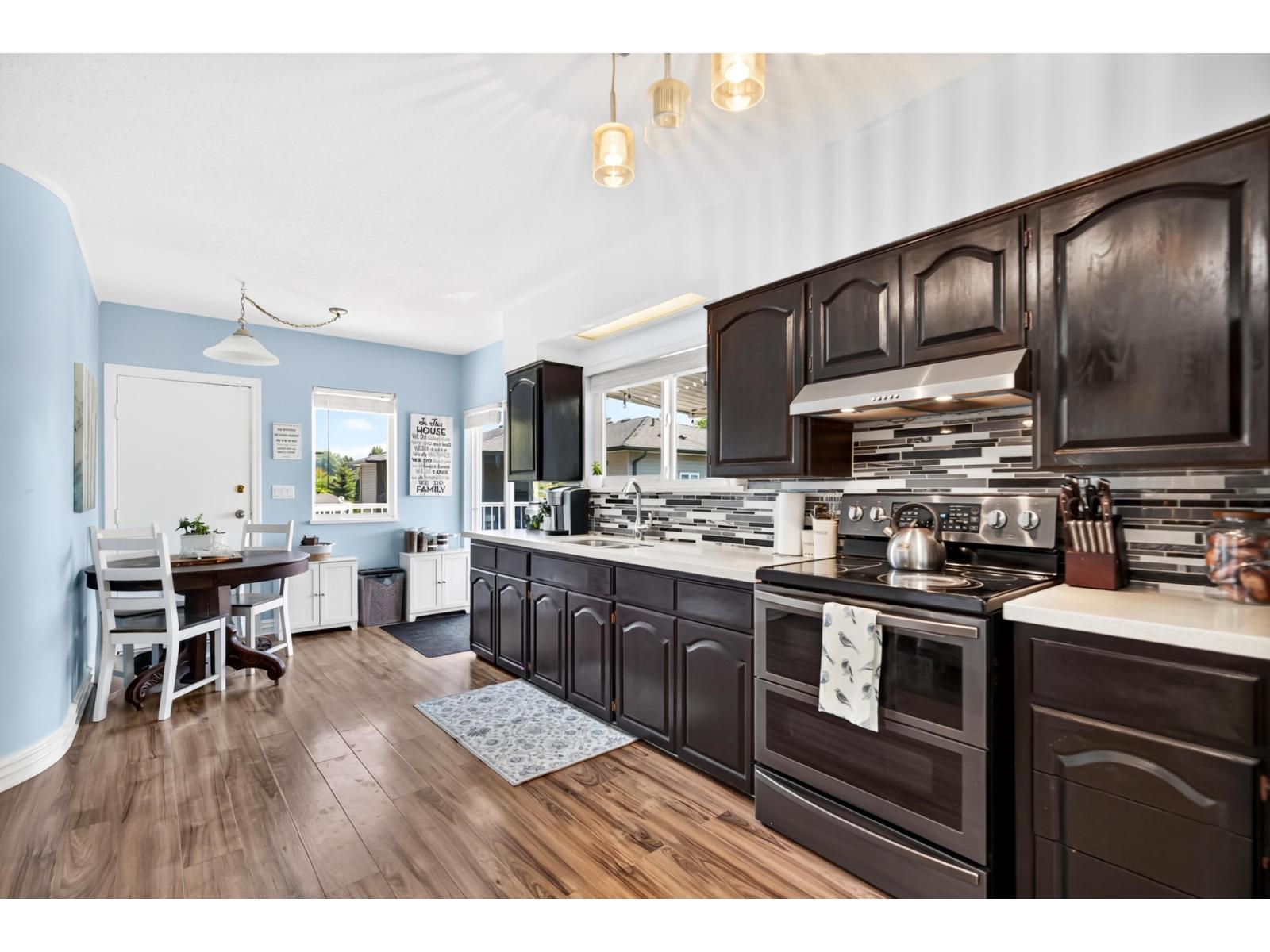 8134 Cedar Street, Mission, British Columbia  V2V 3N3 - Photo 8 - R3169615