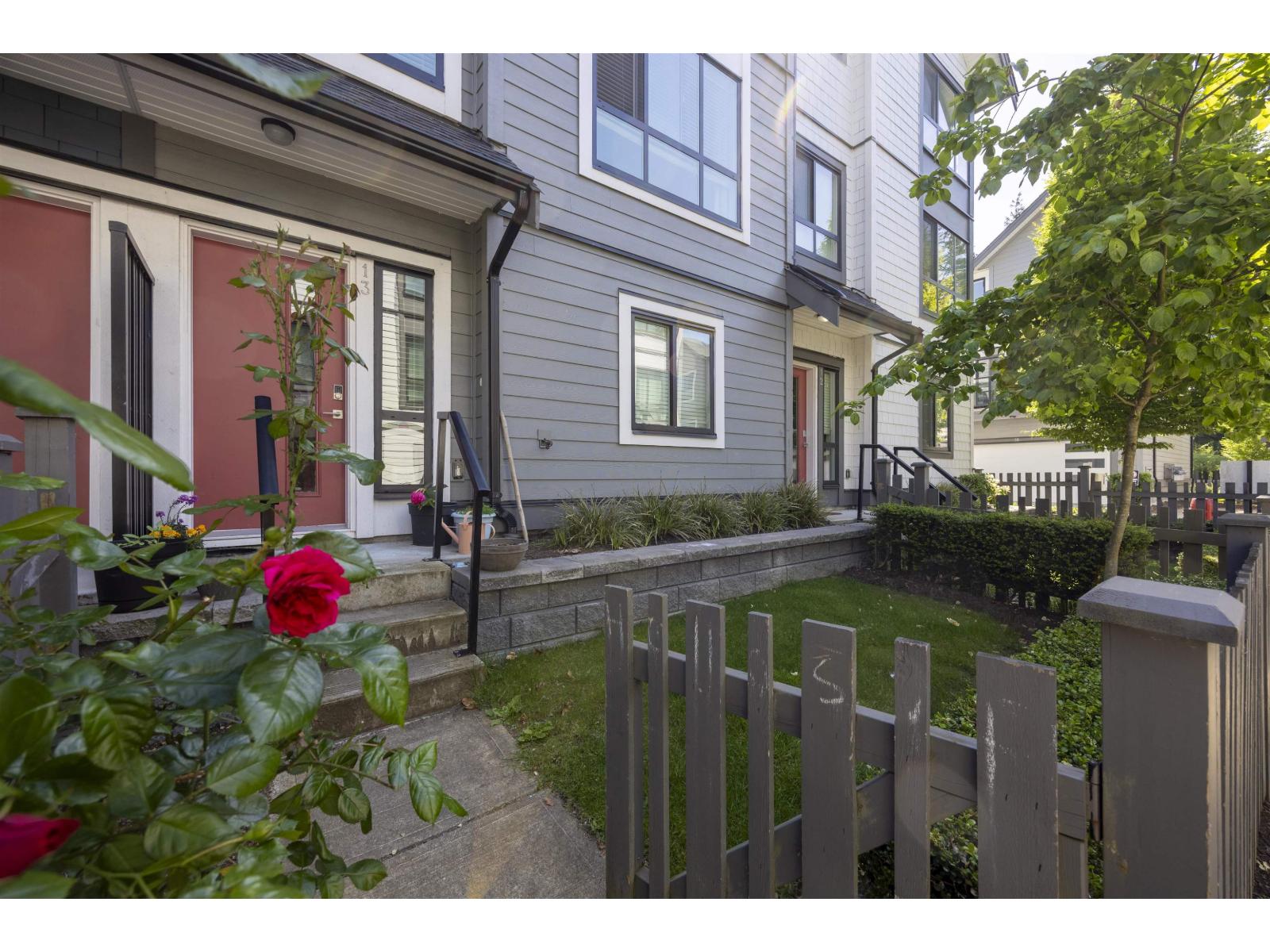 13 16760 25 Avenue, Surrey, British Columbia  V3Z 0W4 - Photo 2 - R3169751