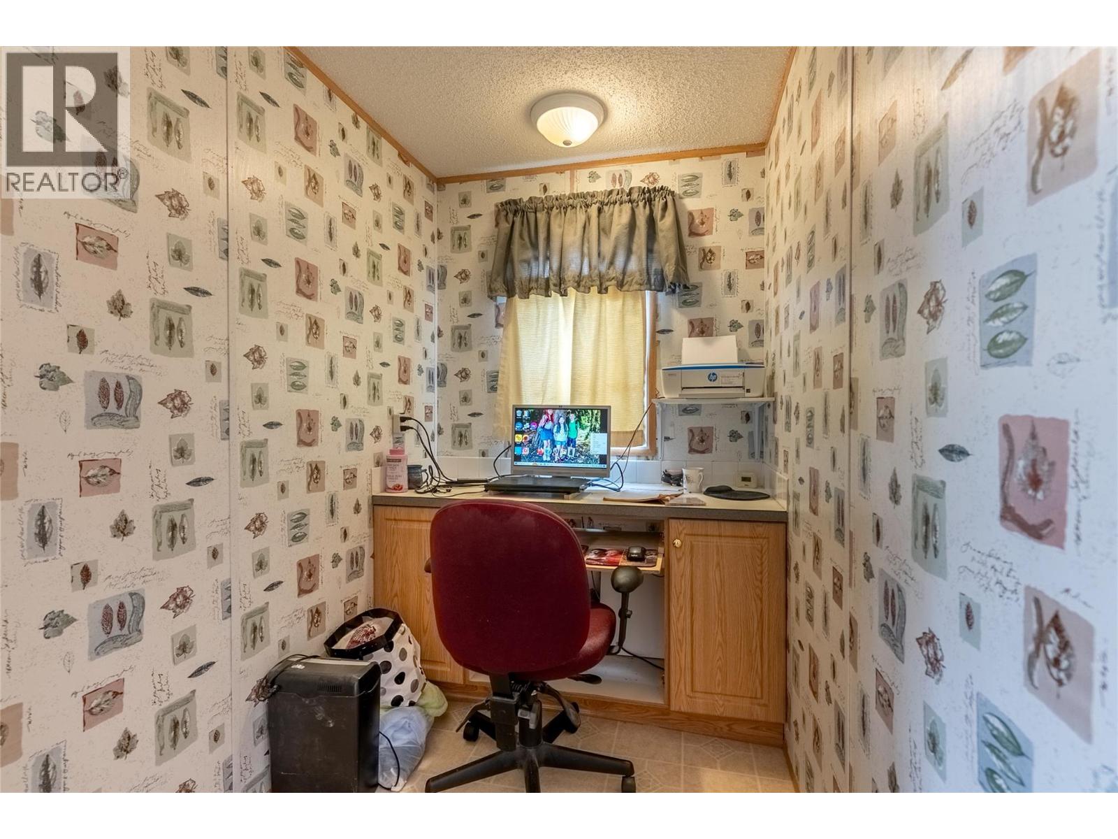 11 Topaz Crescent, Logan Lake, British Columbia  V0K 1W0 - Photo 16 - 10401840