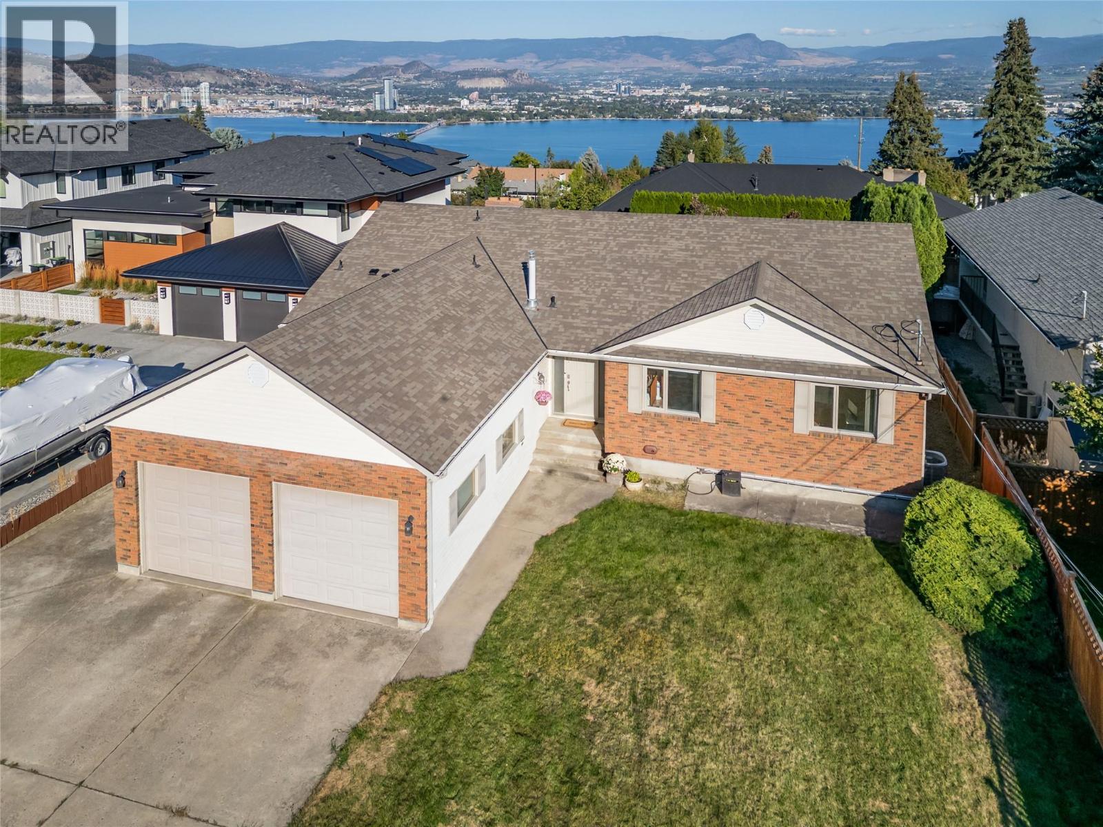 2245 Thacker Drive, West Kelowna, British Columbia