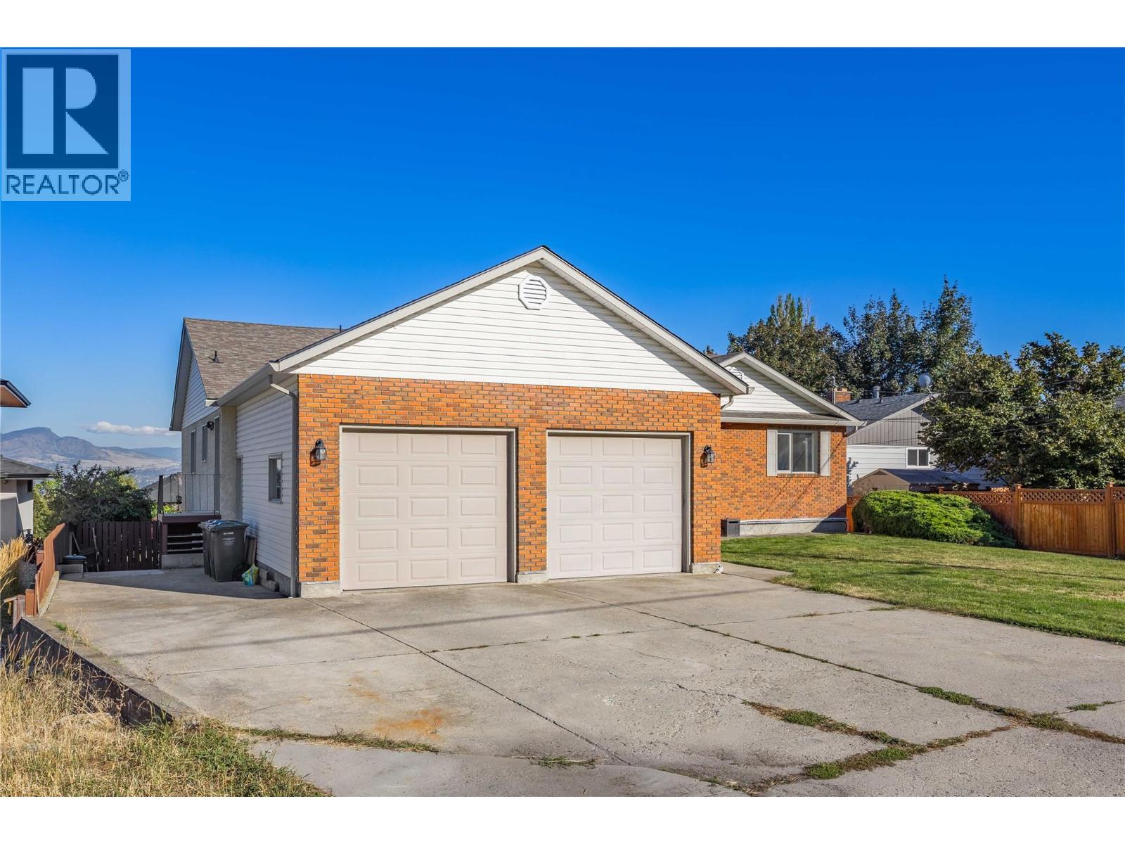 2245 Thacker Drive, West Kelowna, British Columbia  V1Z 1V5 - Photo 3 - 10401989