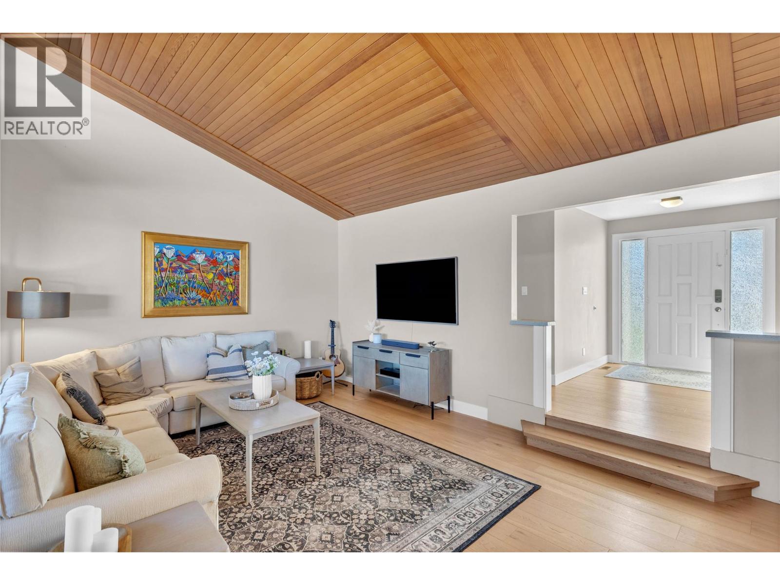 2245 Thacker Drive, West Kelowna, British Columbia  V1Z 1V5 - Photo 5 - 10401989