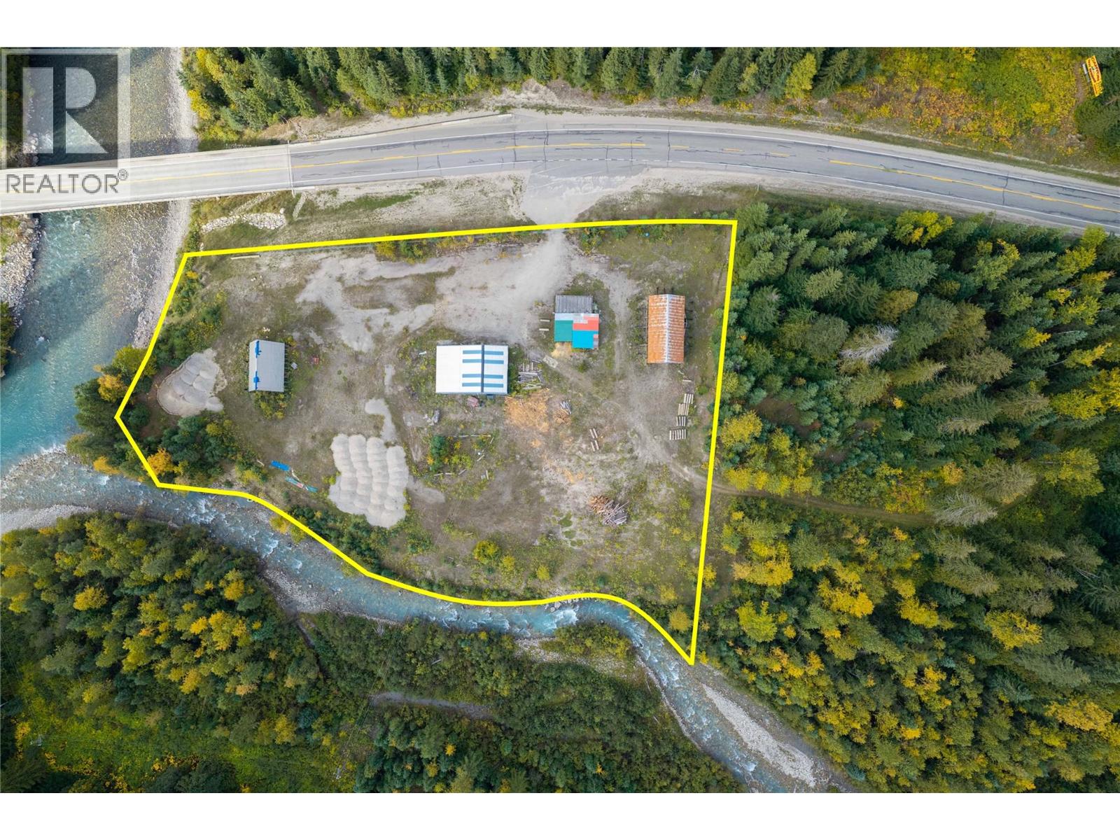 6950 Trans Canada Highway E, Revelstoke, British Columbia