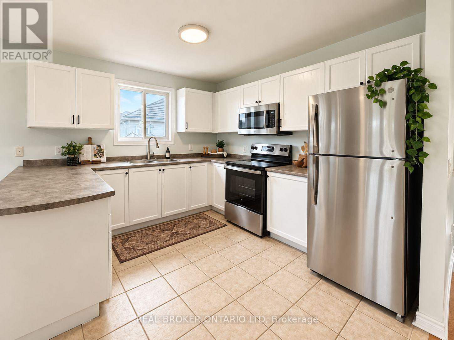 3 Woodview Court, Ingersoll, Ontario N5C 4E4 - Photo 6 - X13831110