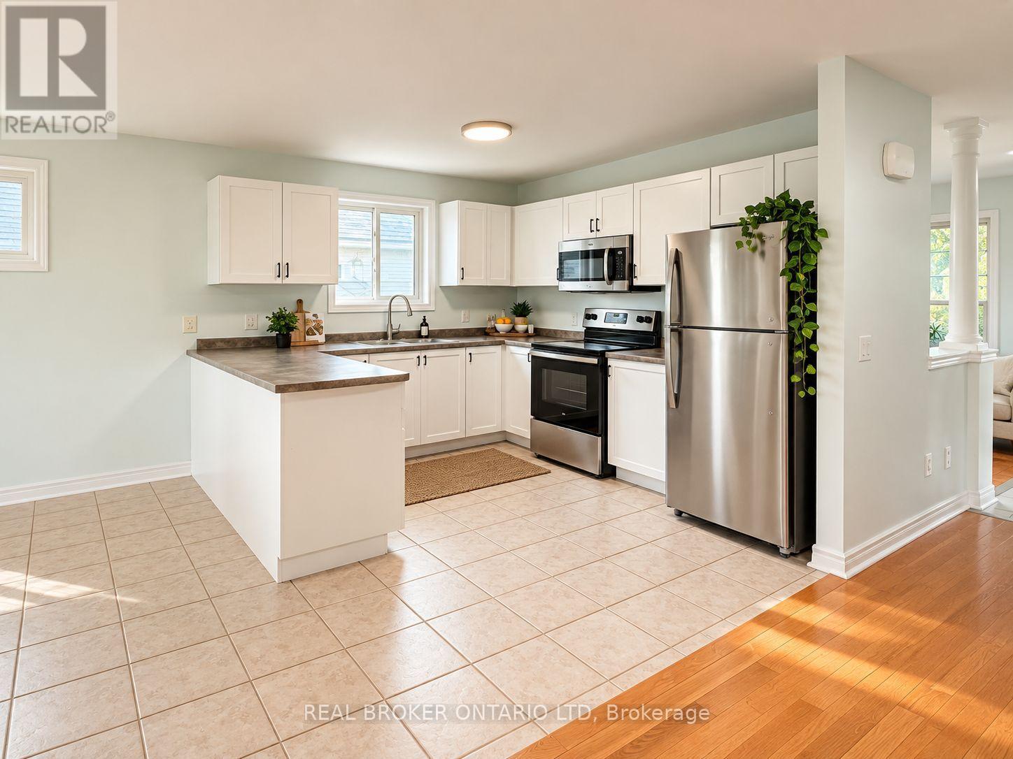 3 Woodview Court, Ingersoll, Ontario N5C 4E4 - Photo 7 - X13831110