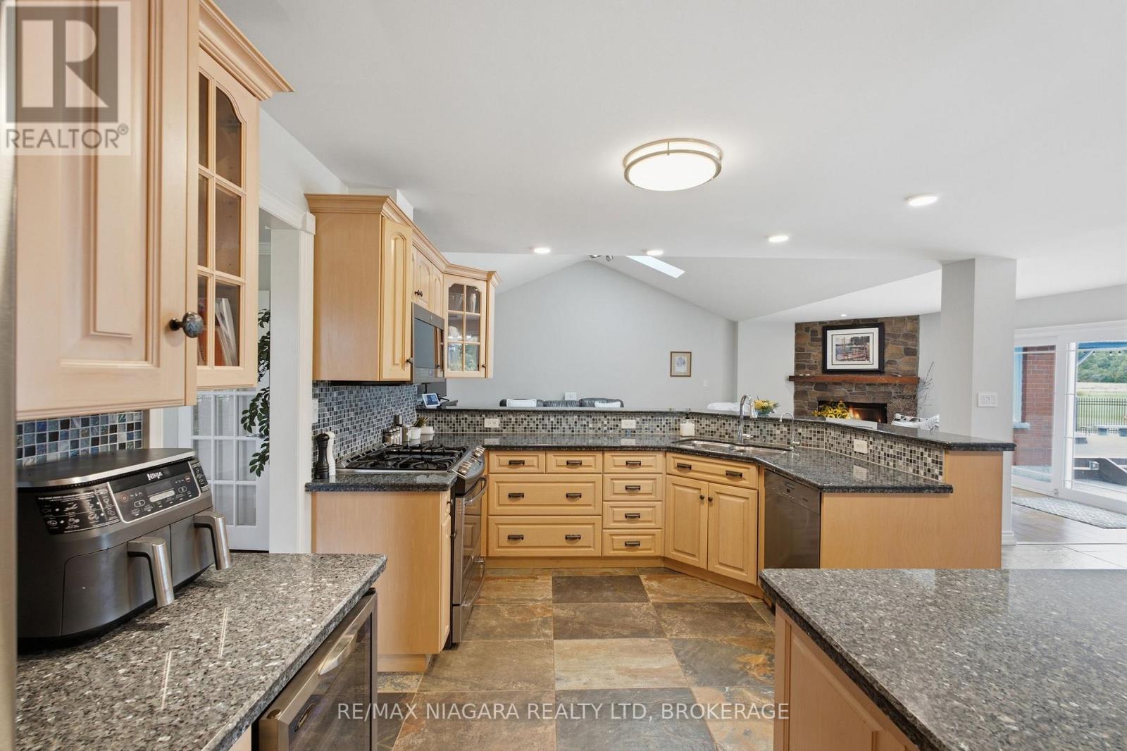 551 Darby Road, Welland (Cooks Mills), Ontario  L0S 1K0 - Photo 23 - X13831088