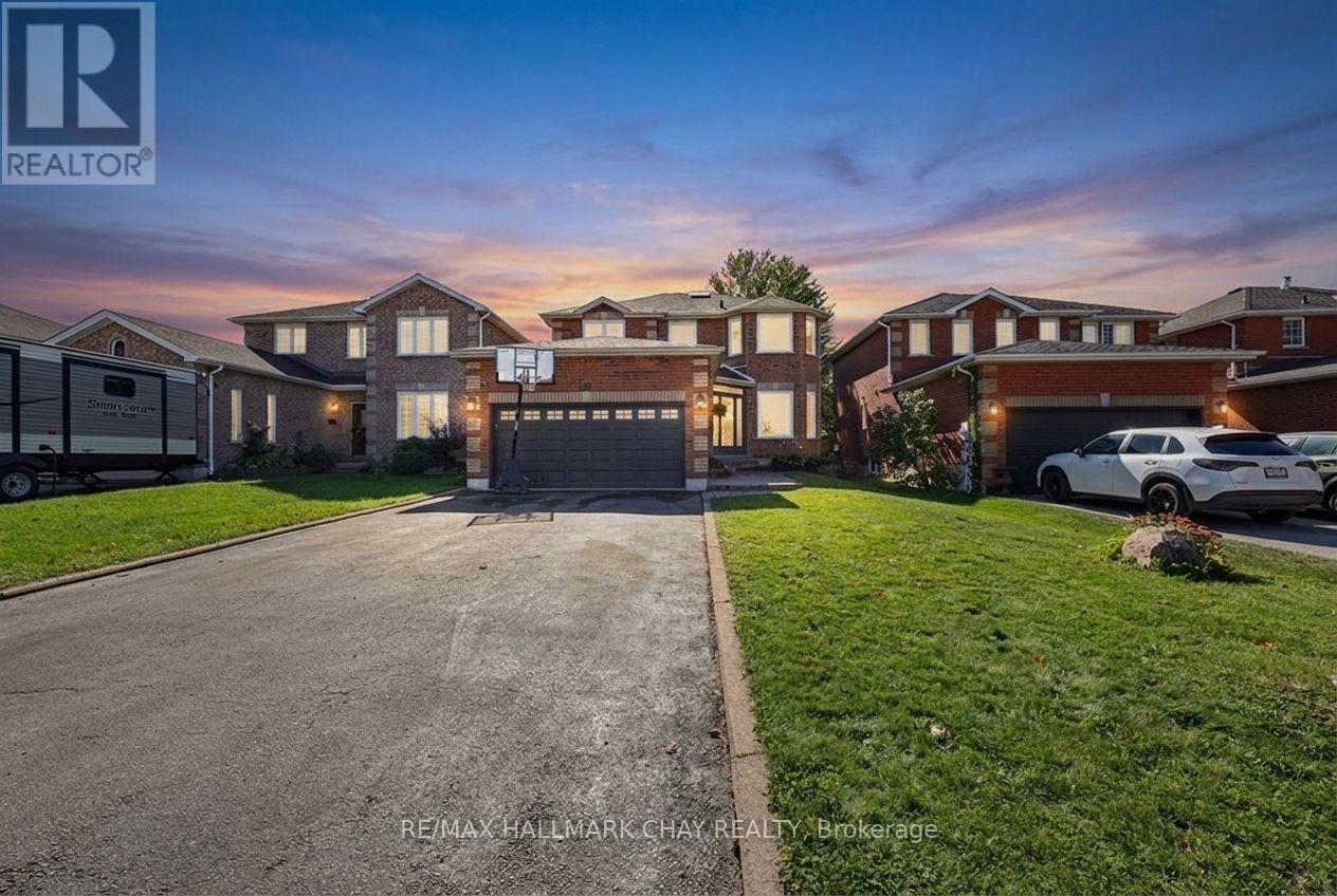 121 TAYLOR DRIVE, Barrie, Ontario