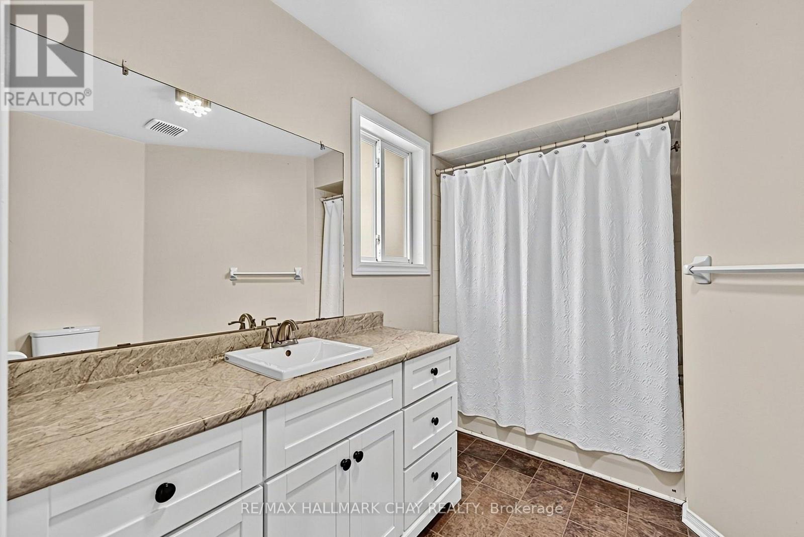 121 Taylor Drive, Barrie, Ontario  L4N 8L2 - Photo 23 - S13831084