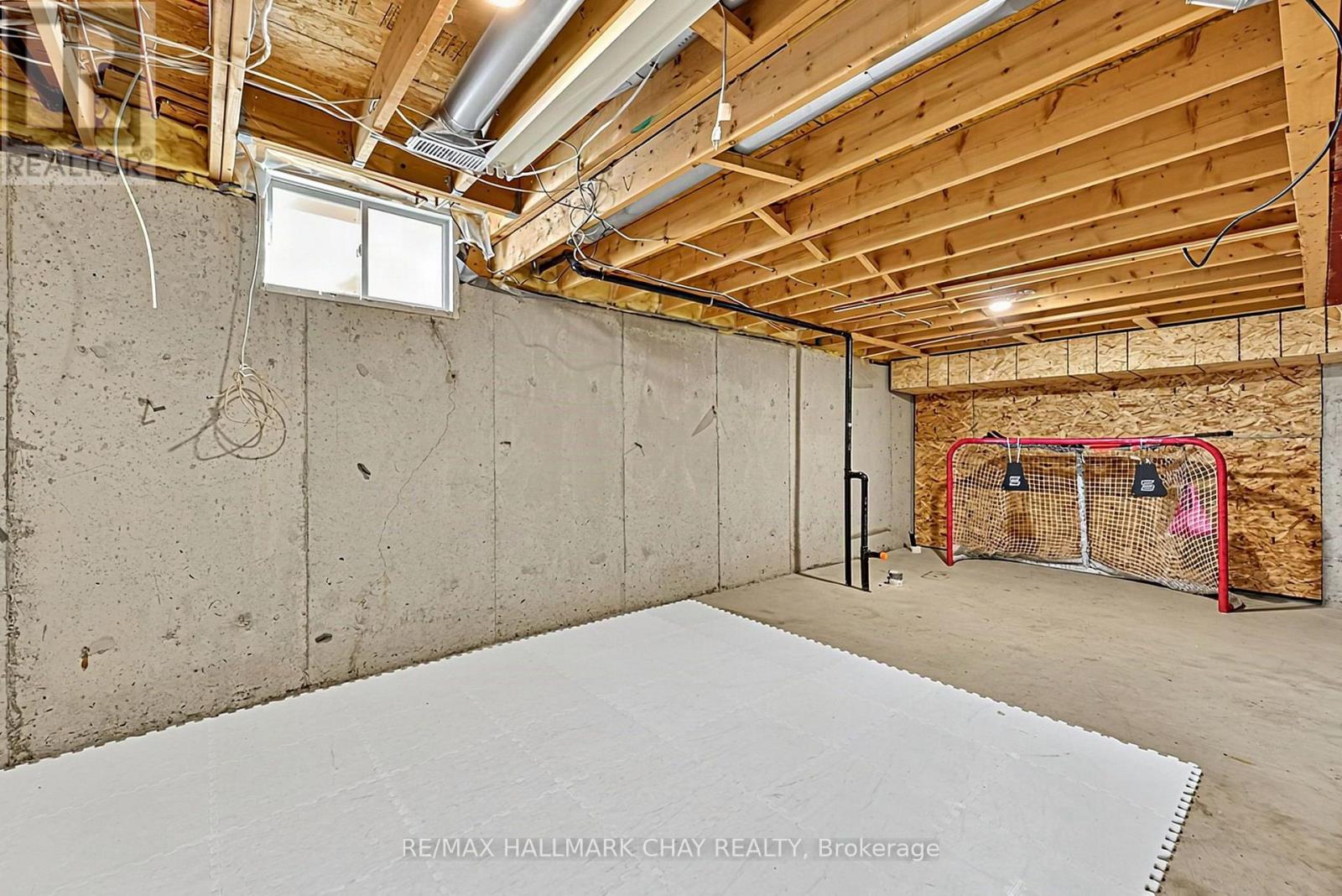 121 Taylor Drive, Barrie, Ontario  L4N 8L2 - Photo 33 - S13831084