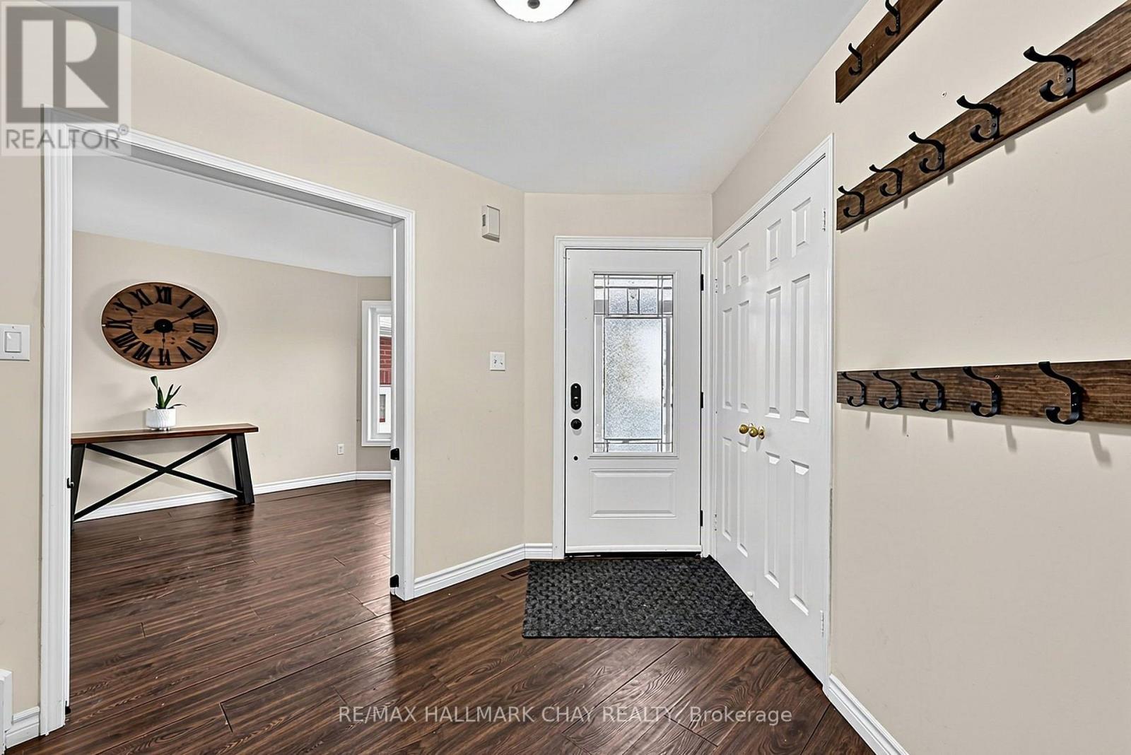 121 Taylor Drive, Barrie, Ontario  L4N 8L2 - Photo 6 - S13831084