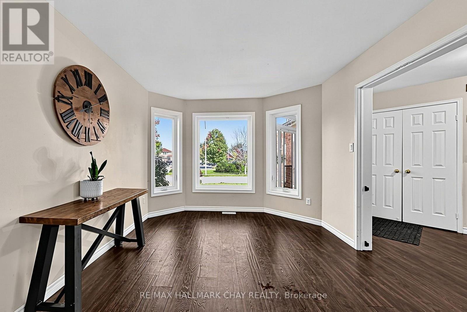 121 Taylor Drive, Barrie, Ontario  L4N 8L2 - Photo 7 - S13831084