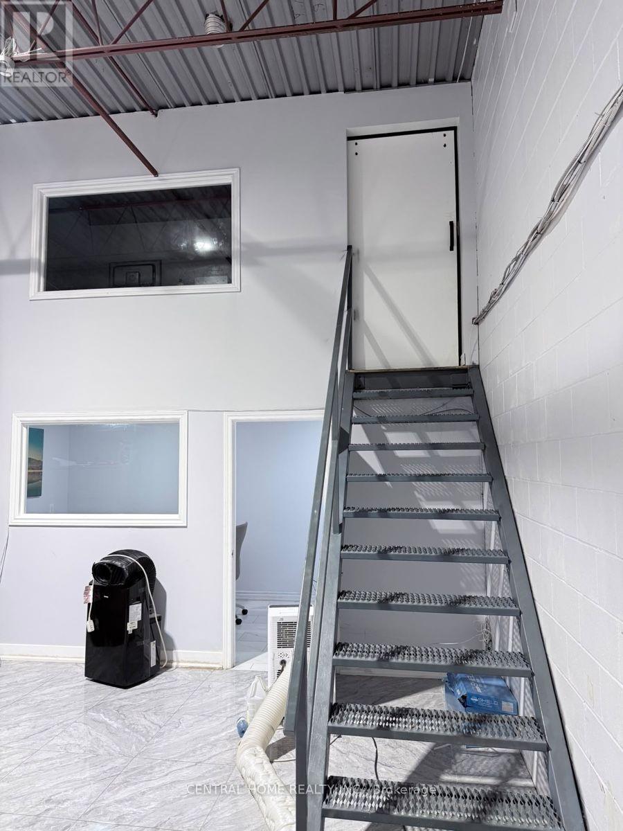 330 Brunel Road, Mississauga, Ontario  L4Z 2C2 - Photo 2 - W13831094