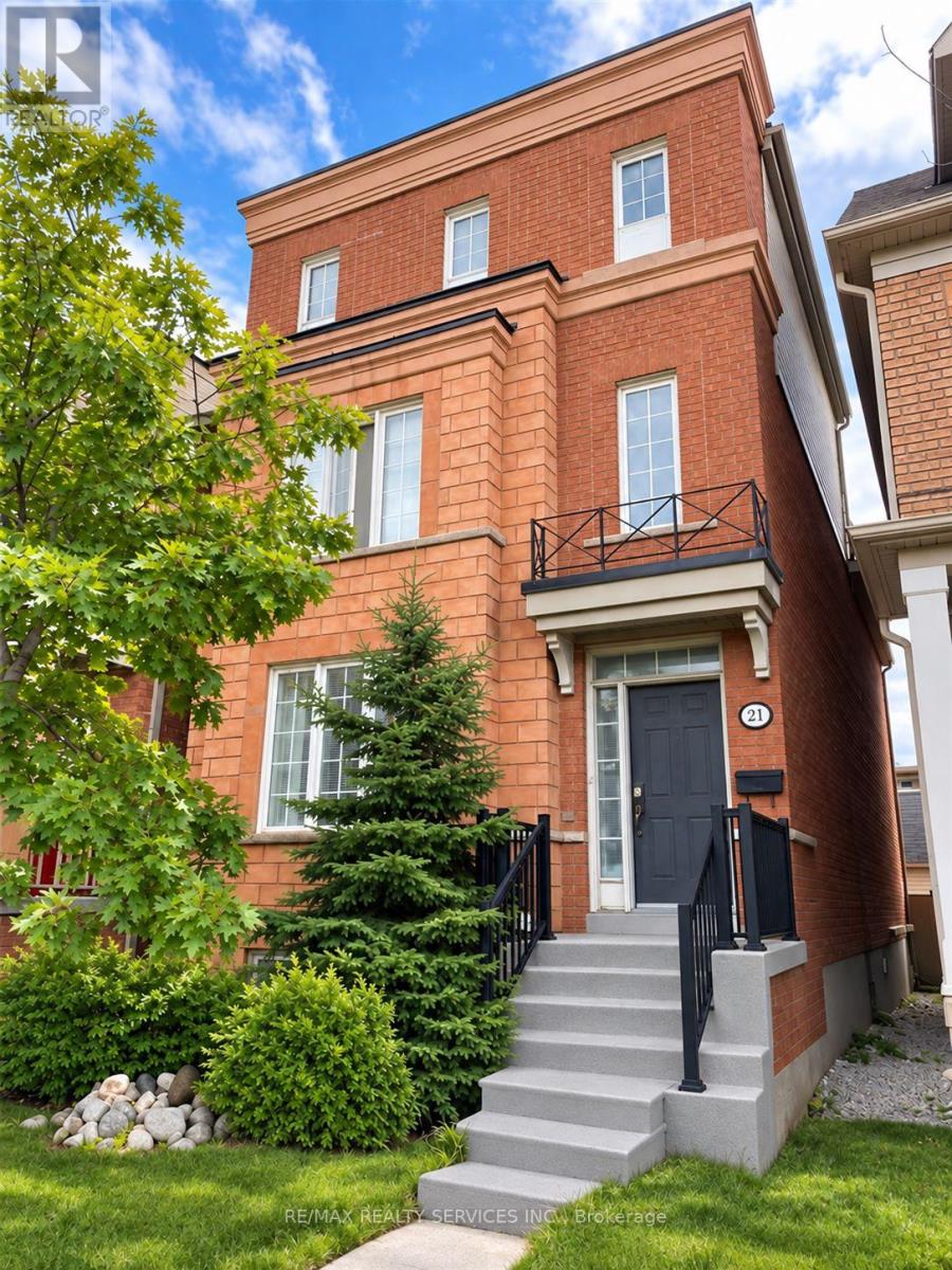 21 DELABO DRIVE, Toronto, Ontario