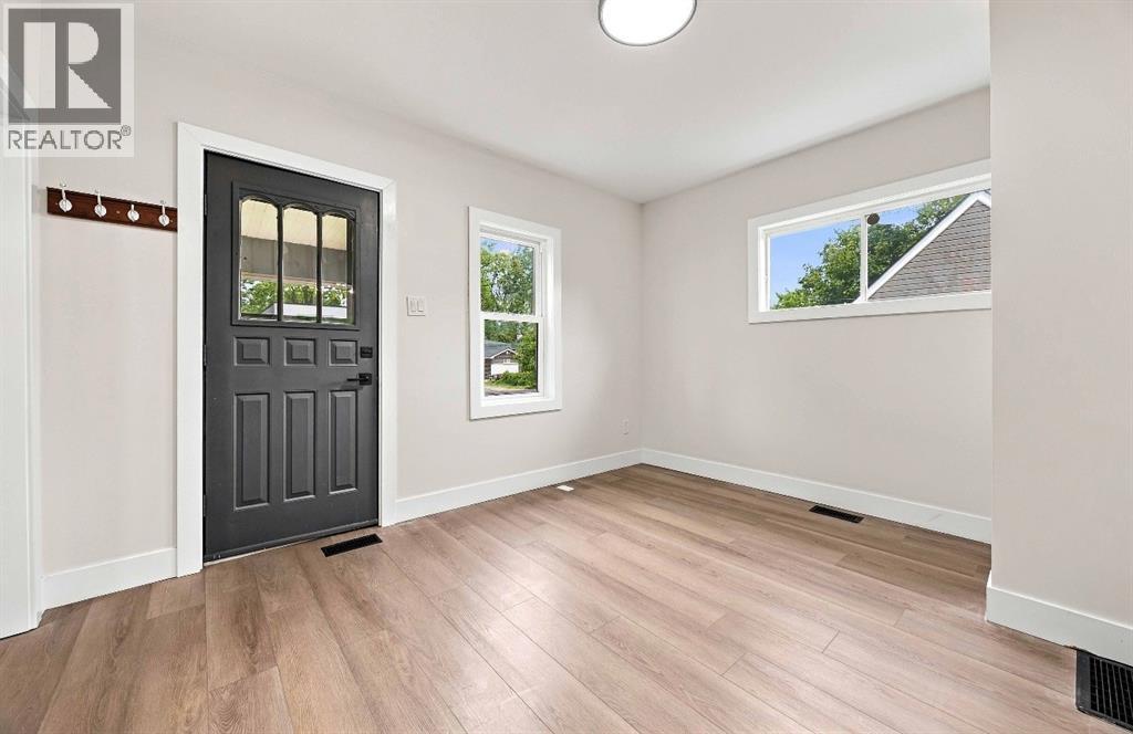 138 Sutton Street, Sarnia, Ontario  N7T 3S5 - Photo 6 - 26023657