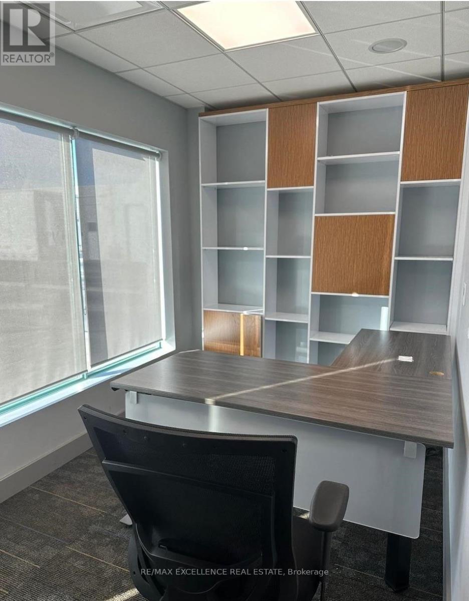 23 - 7895 Tranmere Drive, Mississauga, Ontario  L5S 1V9 - Photo 5 - W13830978