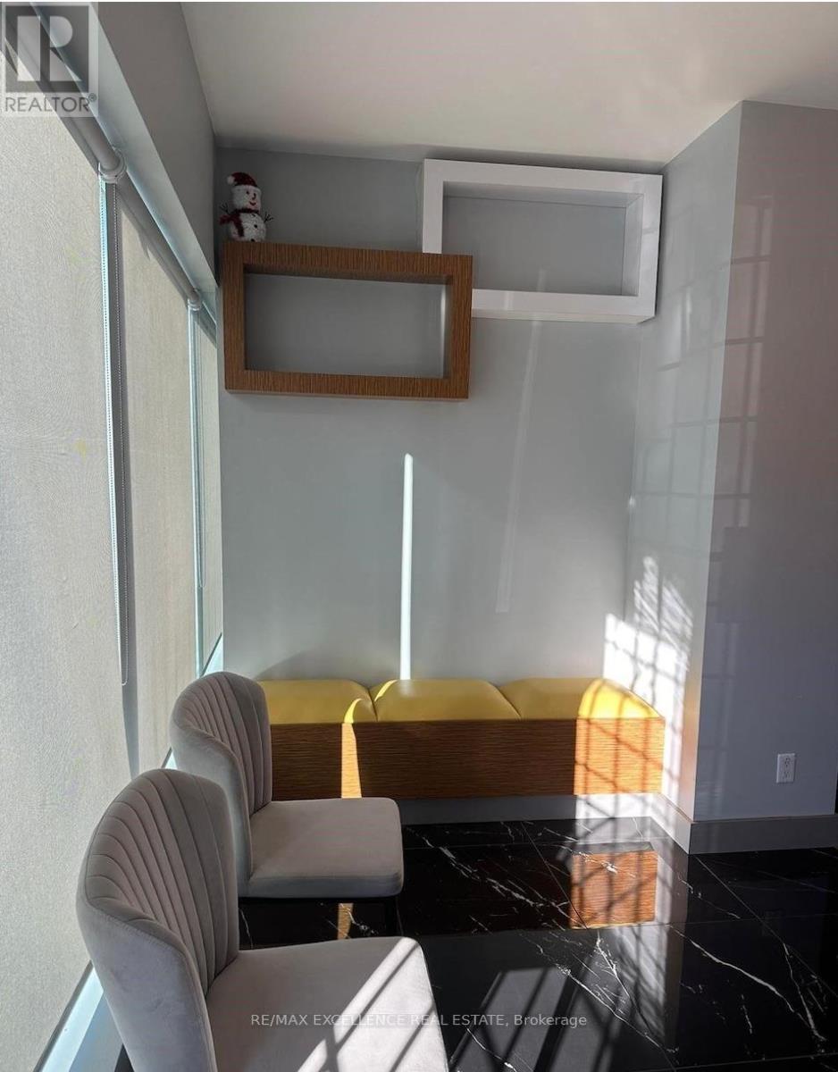 23 - 7895 Tranmere Drive, Mississauga, Ontario  L5S 1V9 - Photo 2 - W13830978