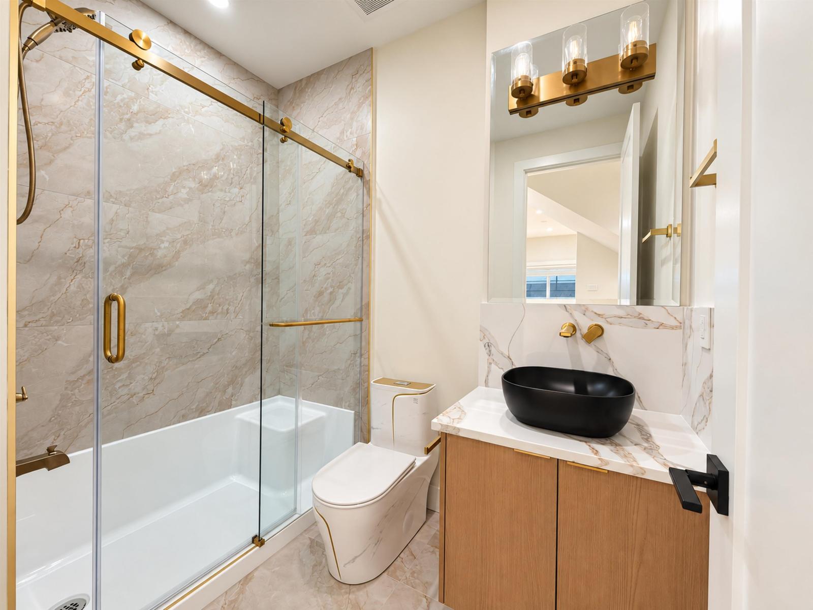 102 11410 139 Street, Surrey, British Columbia  V3R 2M1 - Photo 15 - R3169644