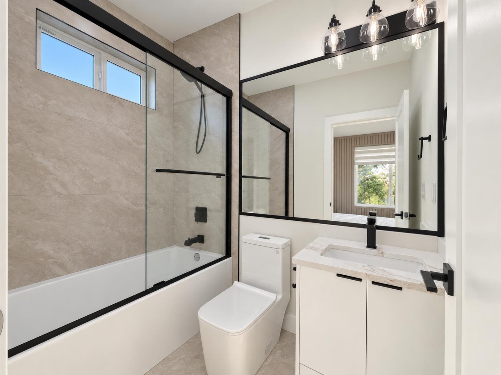 102 11410 139 Street, Surrey, British Columbia  V3R 2M1 - Photo 21 - R3169644