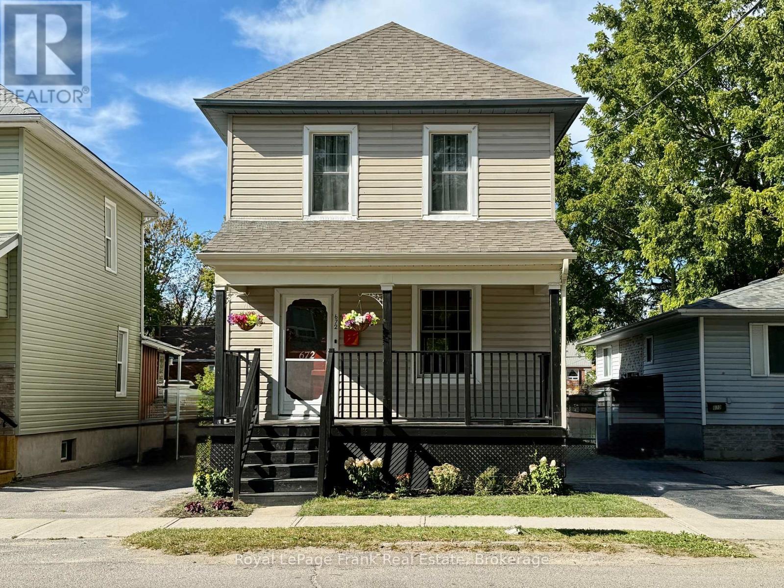 672 Romaine Street, Peterborough, Ontario  K9J 2E4 - Photo 1 - X13830948