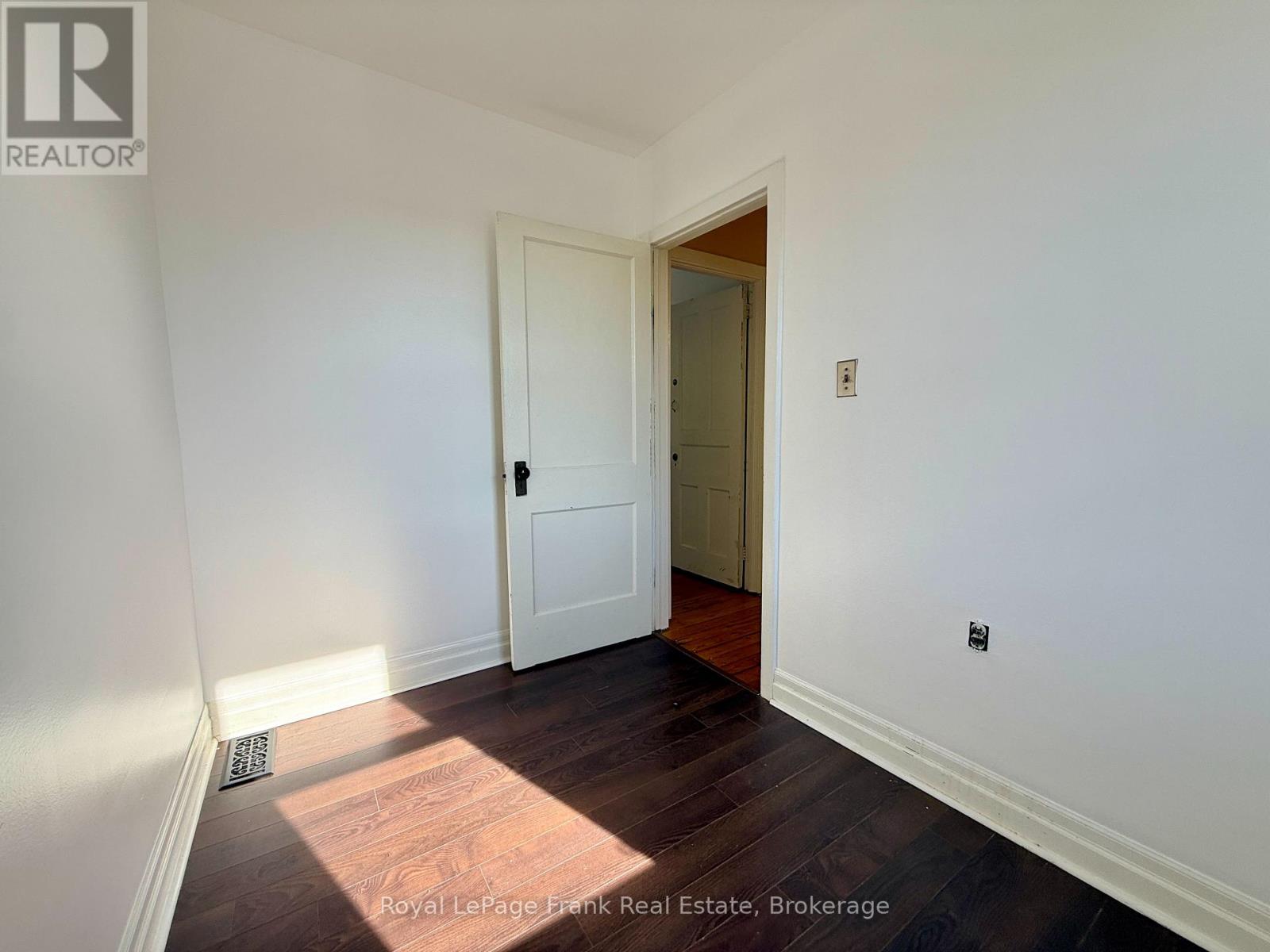 672 Romaine Street, Peterborough, Ontario  K9J 2E4 - Photo 15 - X13830948