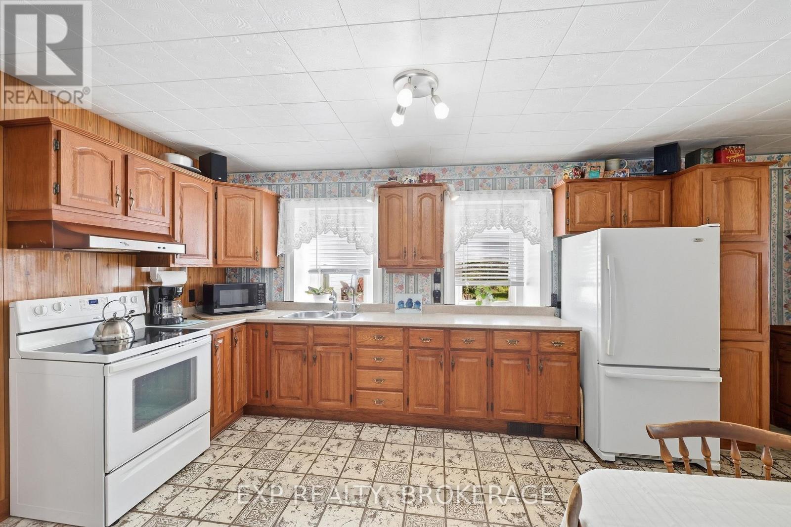 3542 Stagecoach Road, Frontenac (Frontenac South), Ontario  K0H 1V0 - Photo 20 - X13831136