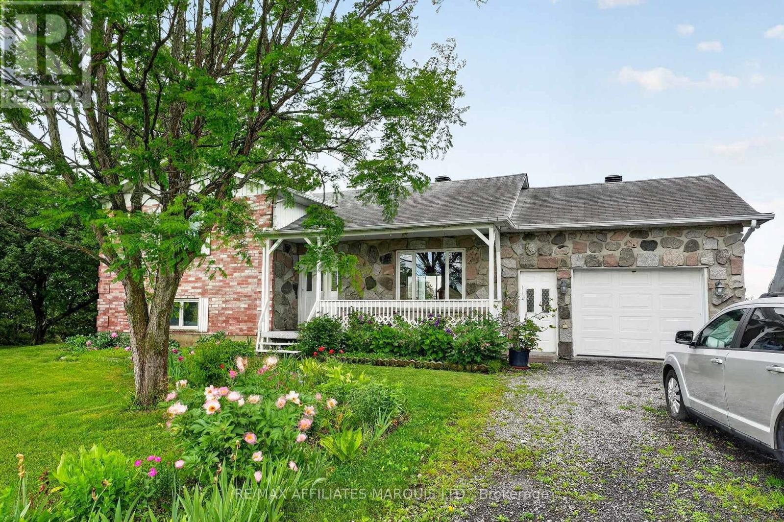 20474 Concession 8 Road, South Glengarry, Ontario  K0C 1L0 - Photo 2 - X13831148
