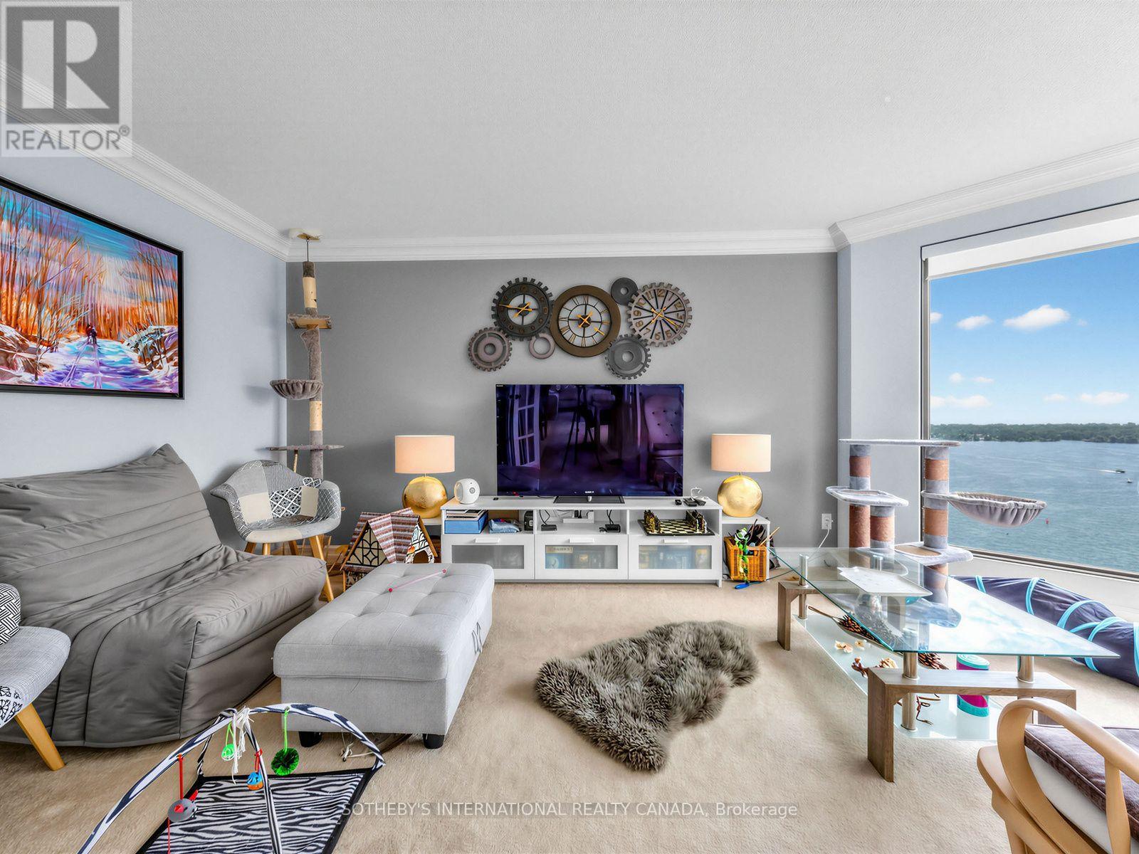 2104 - 65 Harbour Square, Toronto, Ontario  M5J 2L4 - Photo 14 - C13831116