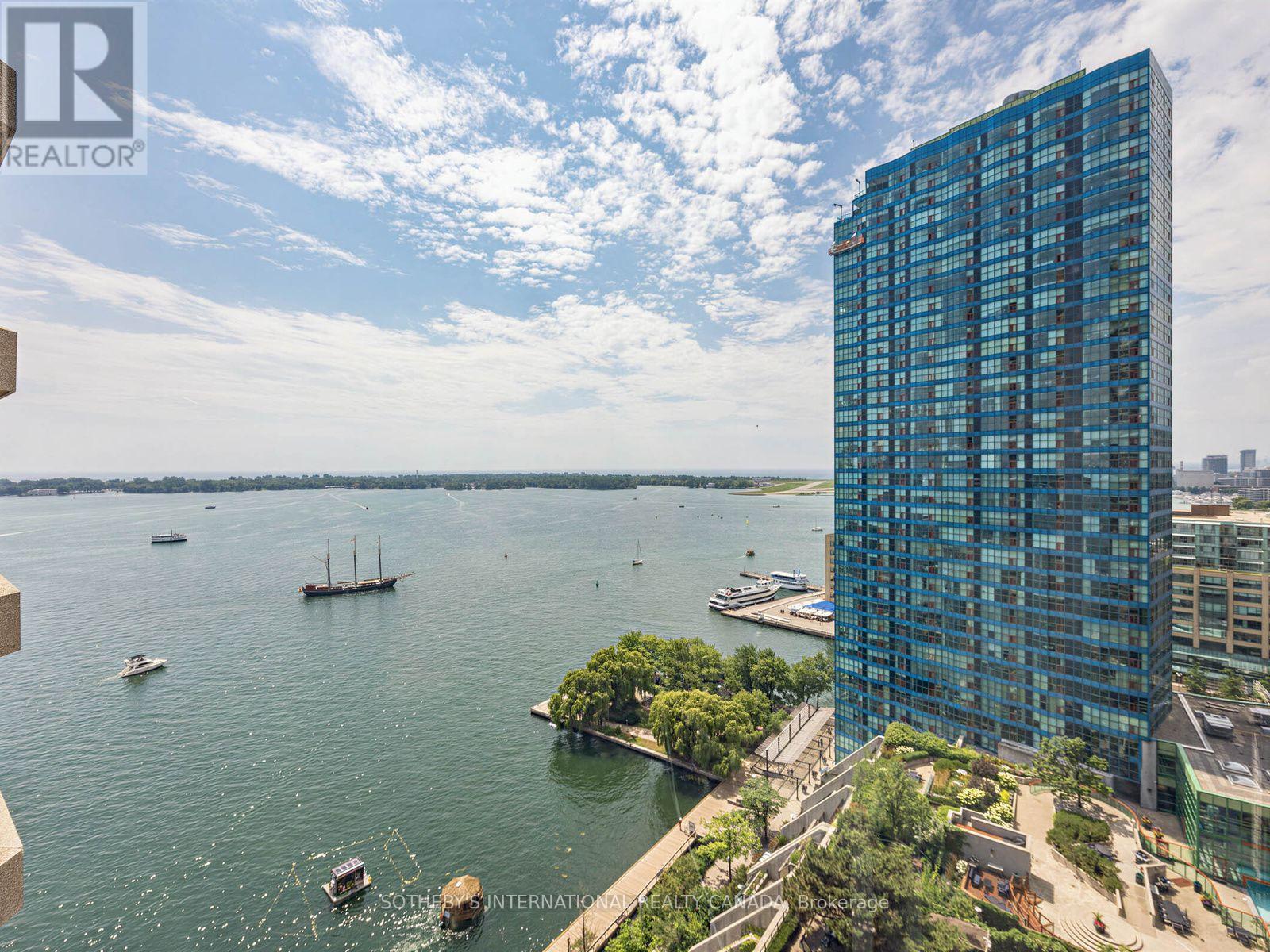 2104 - 65 Harbour Square, Toronto, Ontario  M5J 2L4 - Photo 2 - C13831116