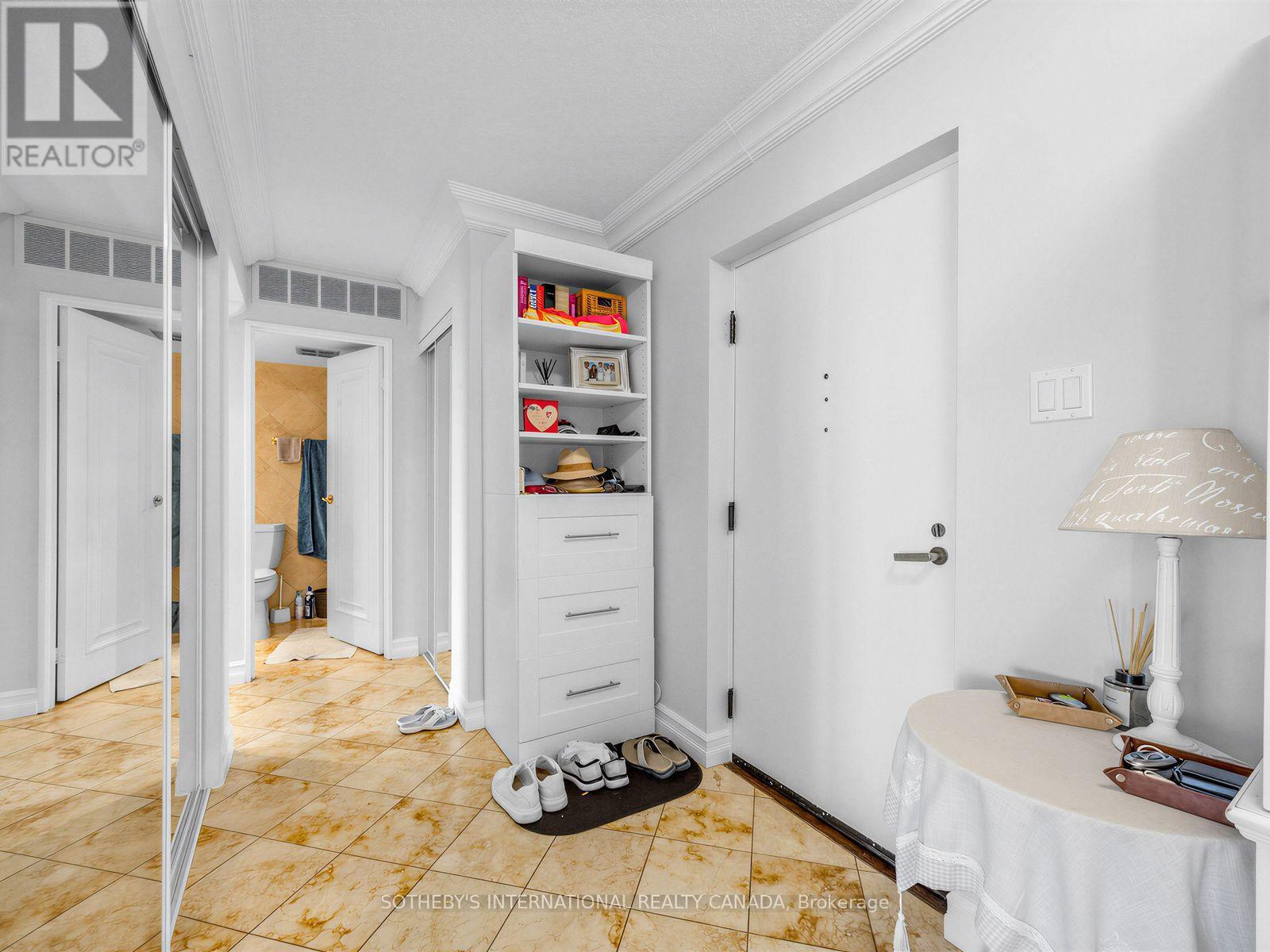 2104 - 65 Harbour Square, Toronto, Ontario  M5J 2L4 - Photo 26 - C13831116