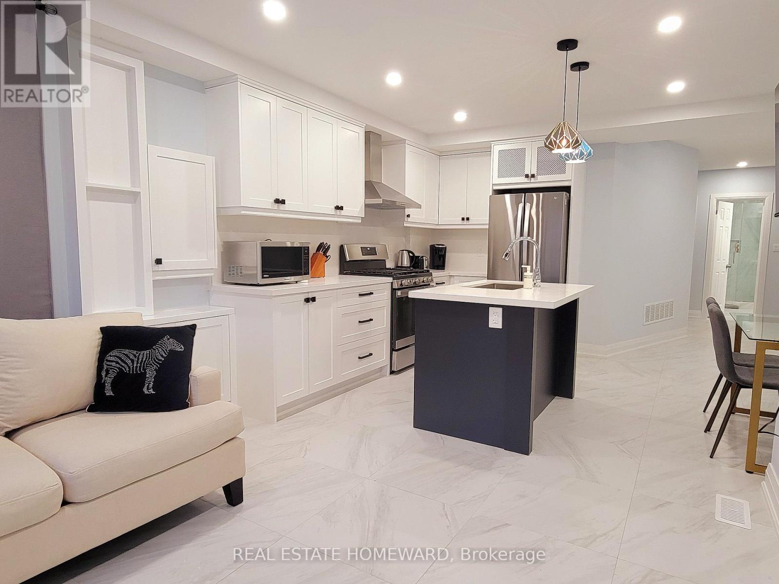 434 VICTORIA PARK AVENUE, Toronto, Ontario