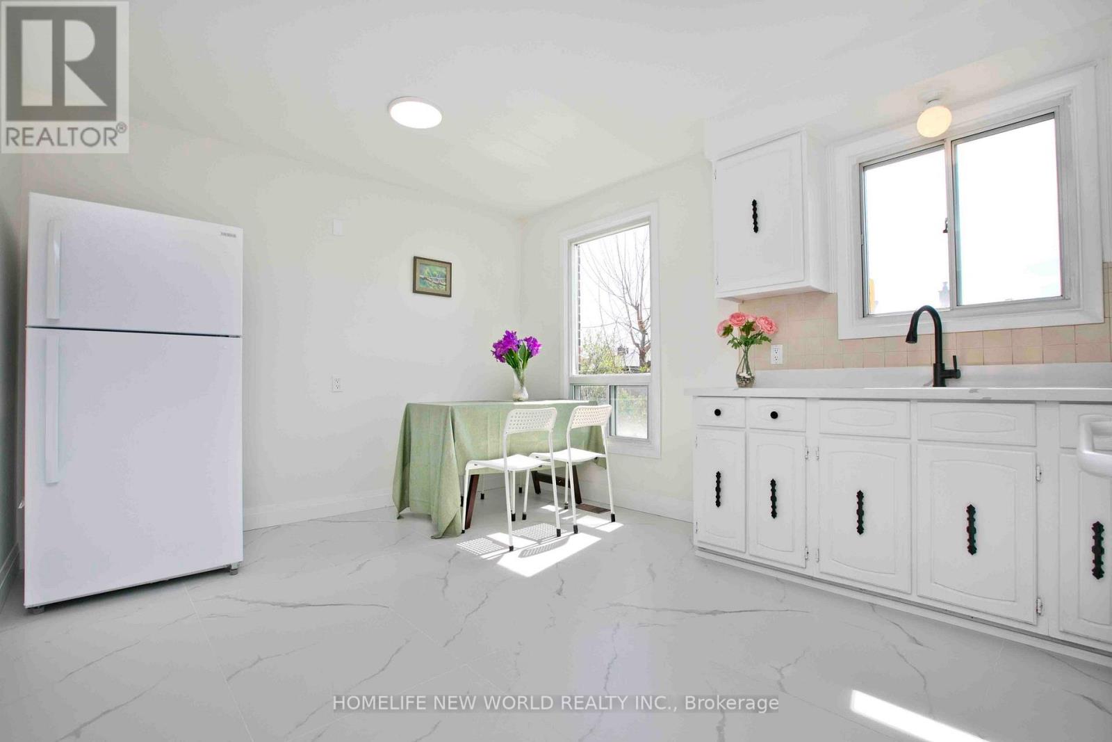 93 Corinthian Boulevard, Toronto (L'amoreaux), Ontario  M1W 1B7 - Photo 6 - E13831142