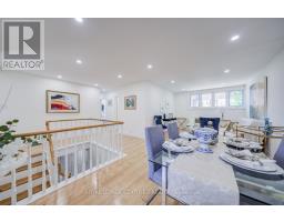 79 SAMSON CRESCENT, Toronto, Ontario
