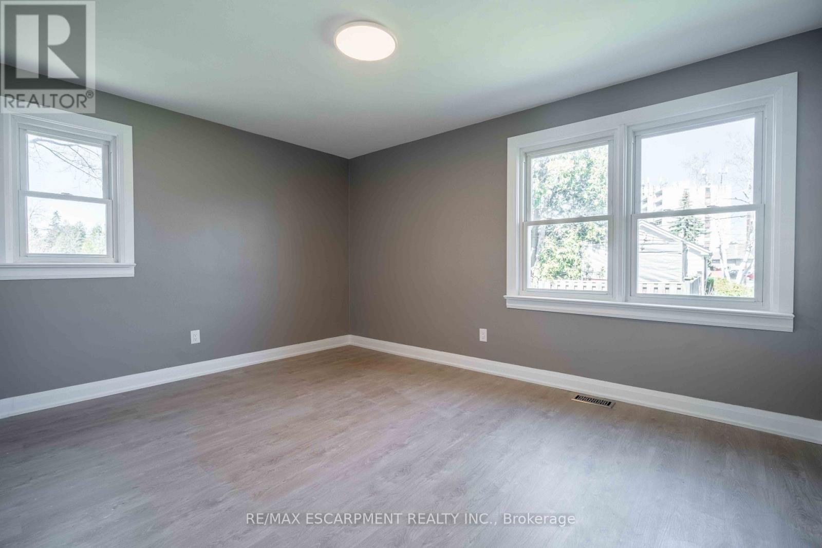 A - 1 Hill Place, Hamilton, Ontario  L8G 2W3 - Photo 18 - X13831120