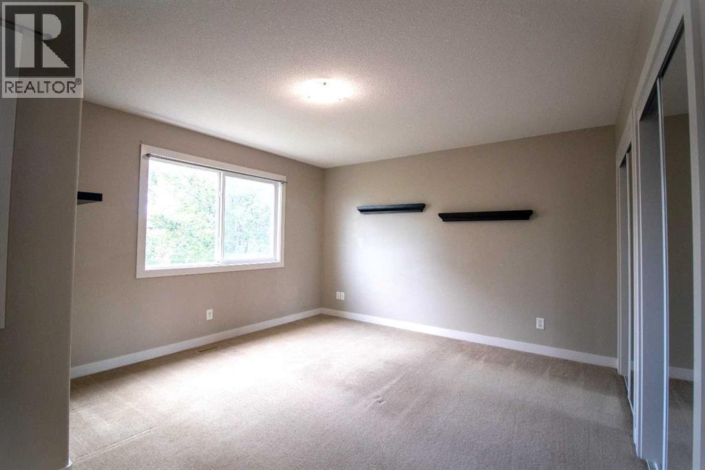 71 Coalbanks Gate W