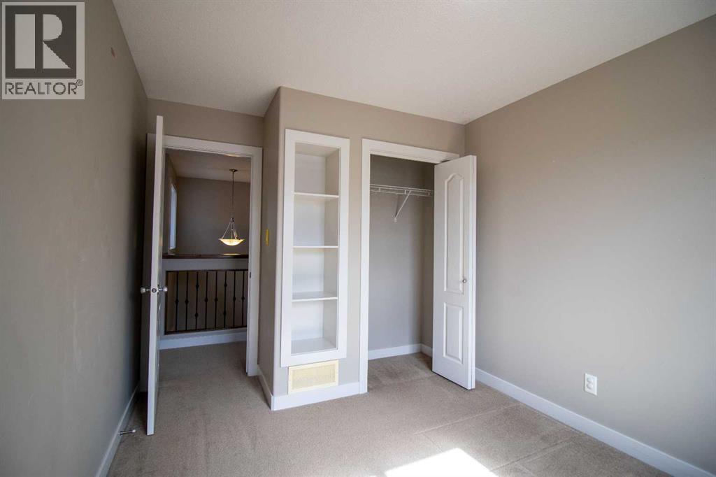 71 Coalbanks Gate W