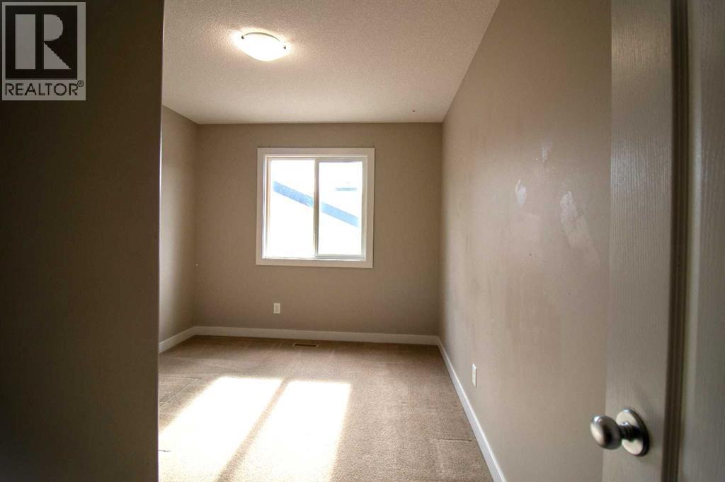 71 Coalbanks Gate W