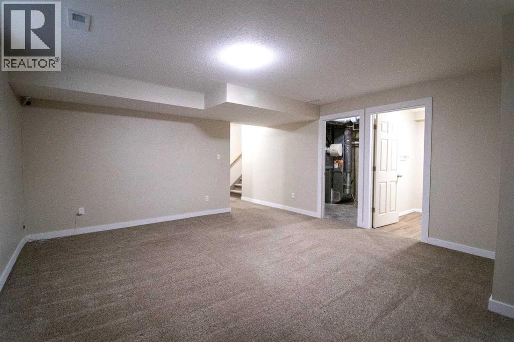 71 Coalbanks Gate W