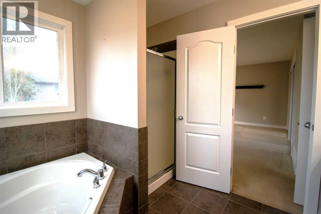 71 Coalbanks Gate W