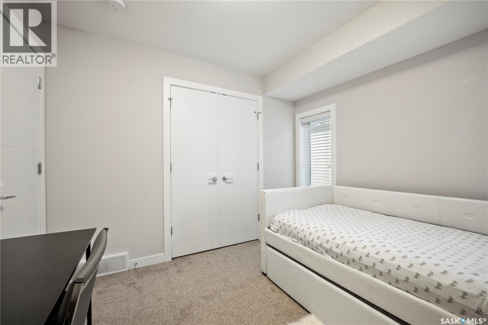 3949 James Hill Road, Regina, Saskatchewan  S4W 0N8 - Photo 17 - SK049296