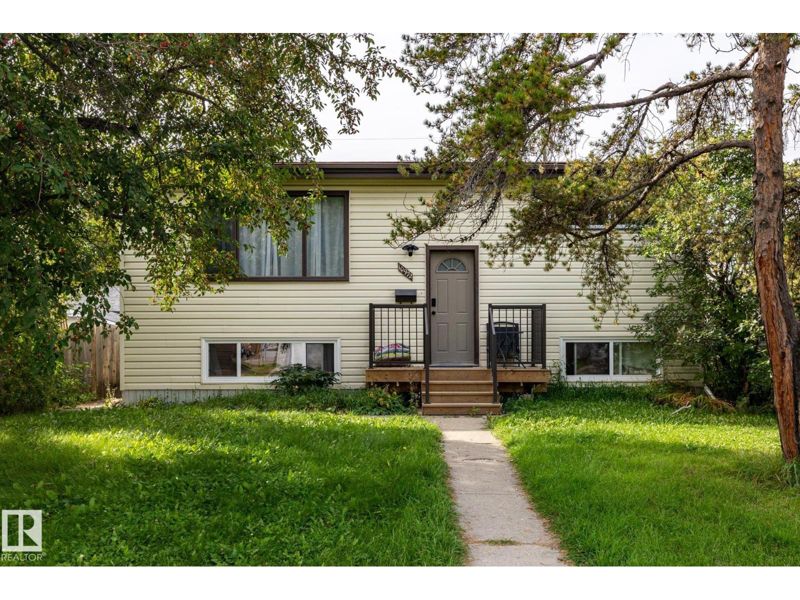 10972 157 St Nw, Edmonton, Alberta  T5P 2W3 - Photo 1 - E4510533