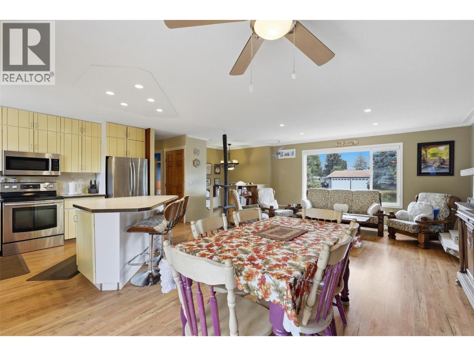 4809 Bolean Drive, Kamloops, British Columbia  V2H 1M3 - Photo 13 - 10402003