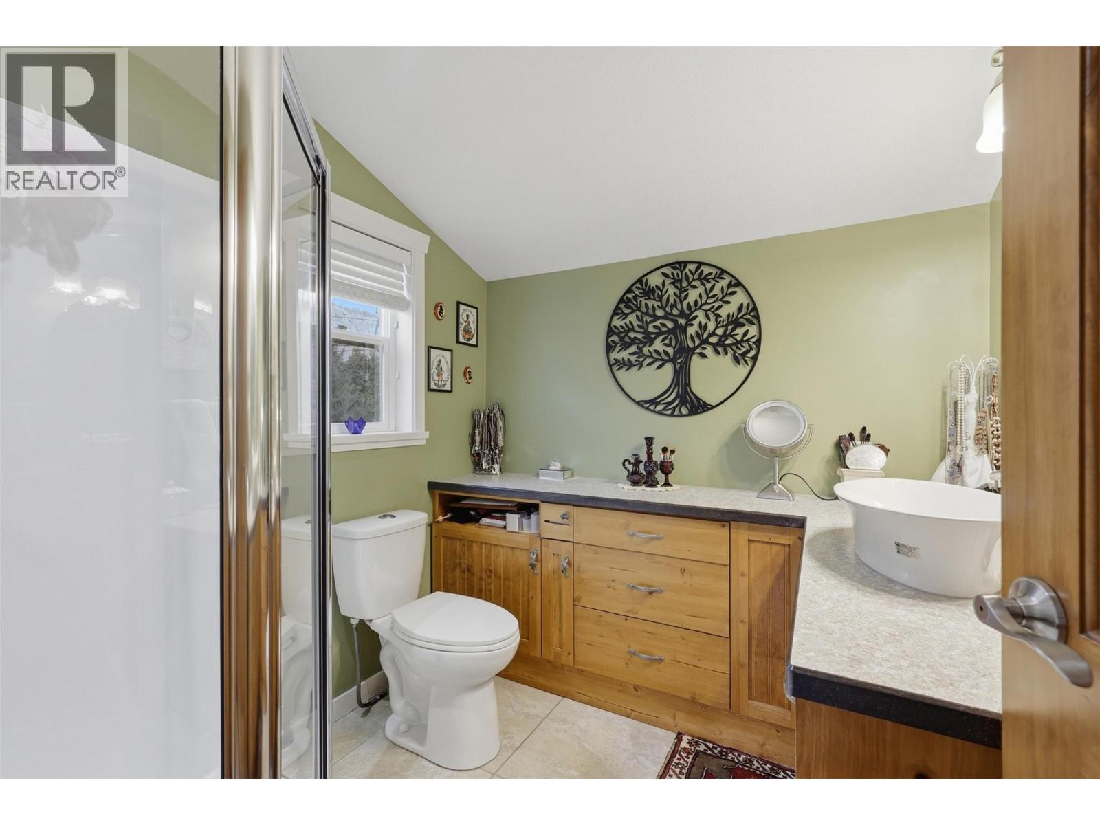 4809 Bolean Drive, Kamloops, British Columbia  V2H 1M3 - Photo 17 - 10402003