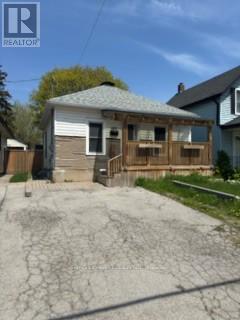 182 BLOOR STREET W, Oshawa, Ontario
