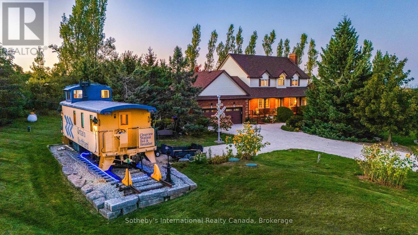 7262 12/13 SIDE ROAD, Clearview, Ontario