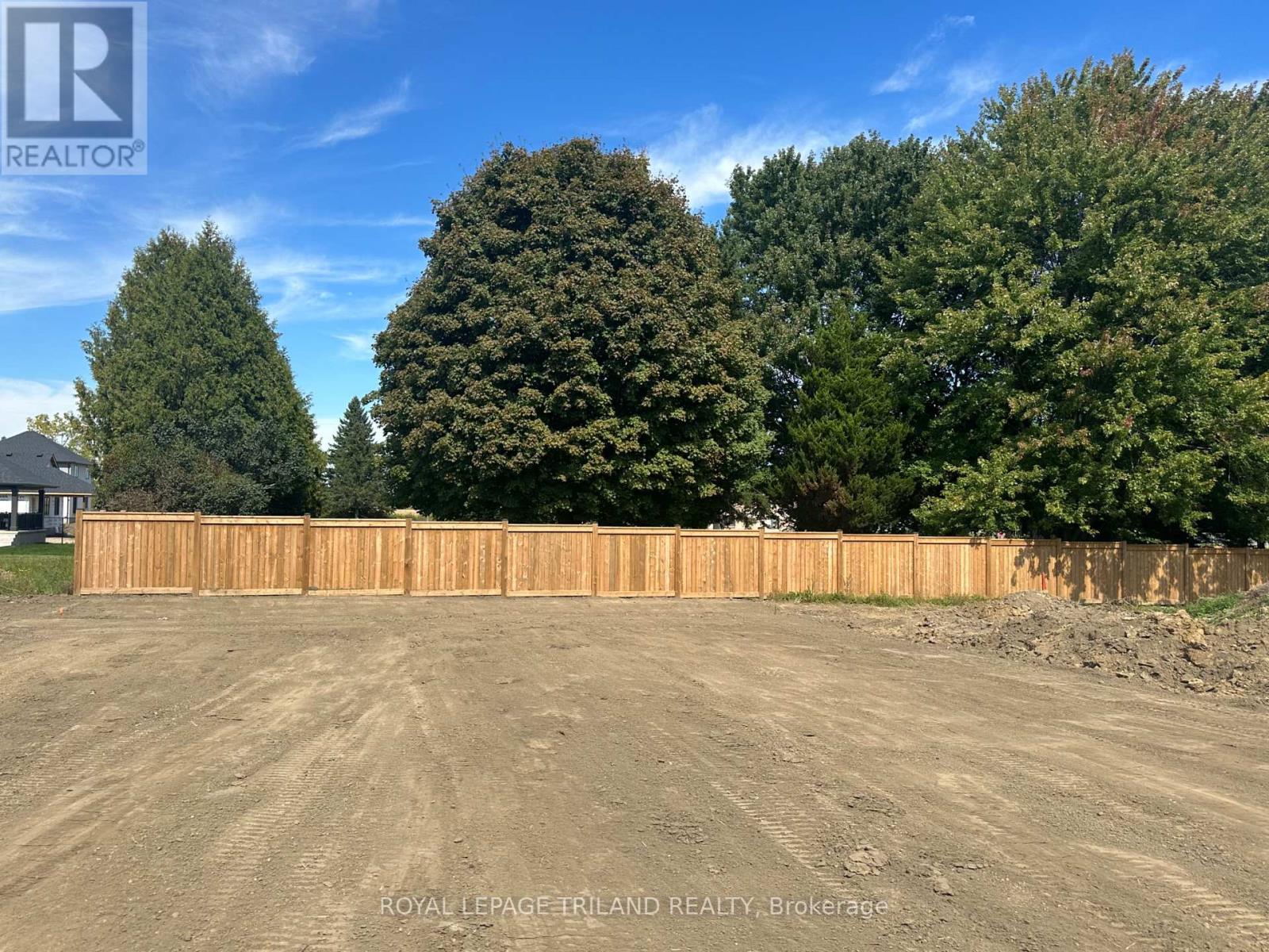18 Hawks Gate, Central Elgin, Ontario  N5R 0R2 - Photo 14 - X13593762