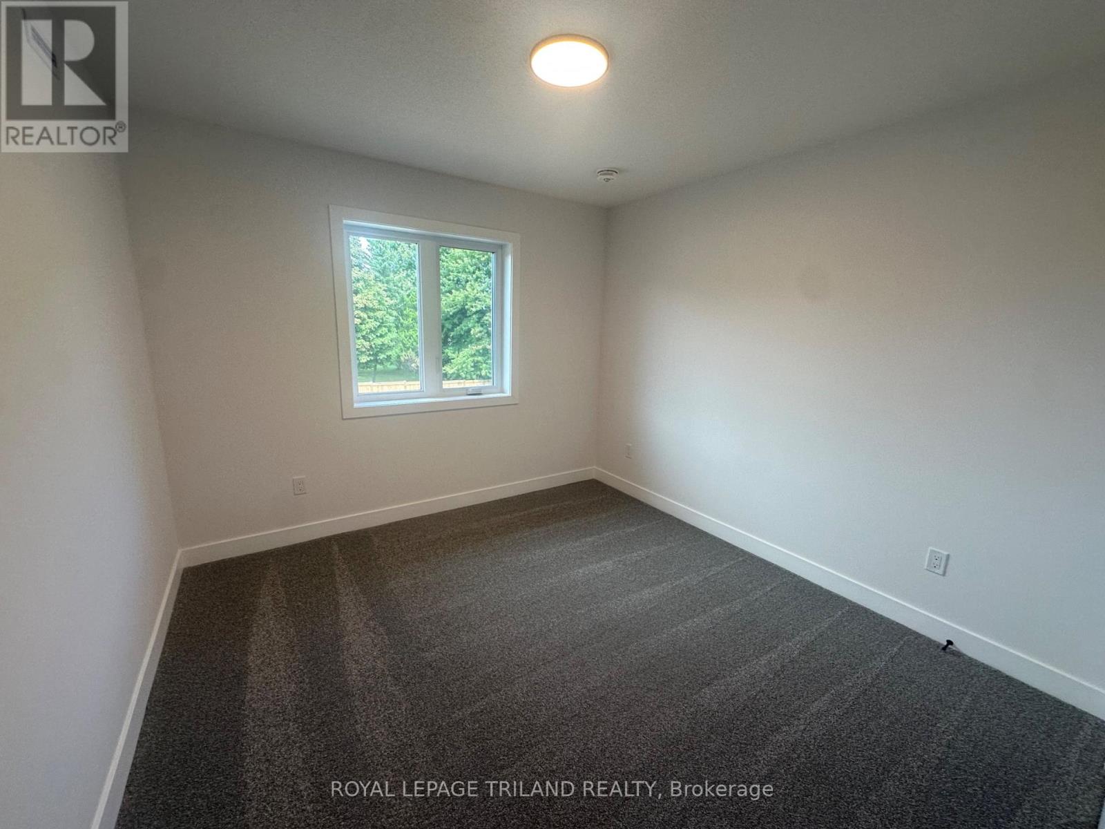 18 Hawks Gate, Central Elgin, Ontario  N5R 0R2 - Photo 12 - X13593762